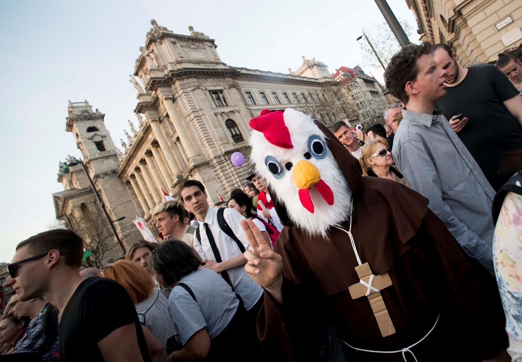 Képtalálat a következőre: „mi vagyunk a többség”