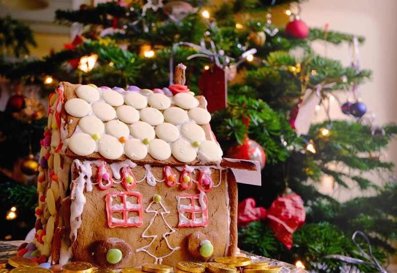 The scent of my mother's gingerbread still comes from Louis Armstrong today