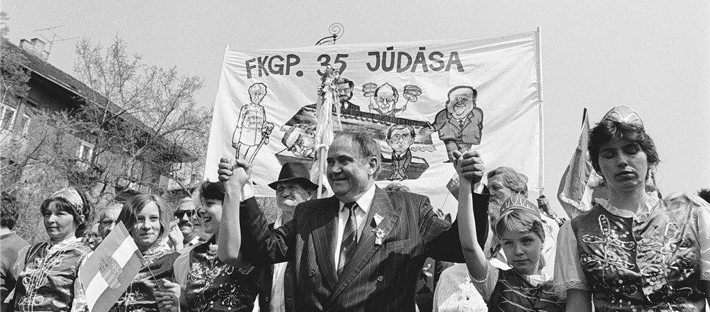 Alliberalis undorito férgek, A Fidesz, Torgyán és a 