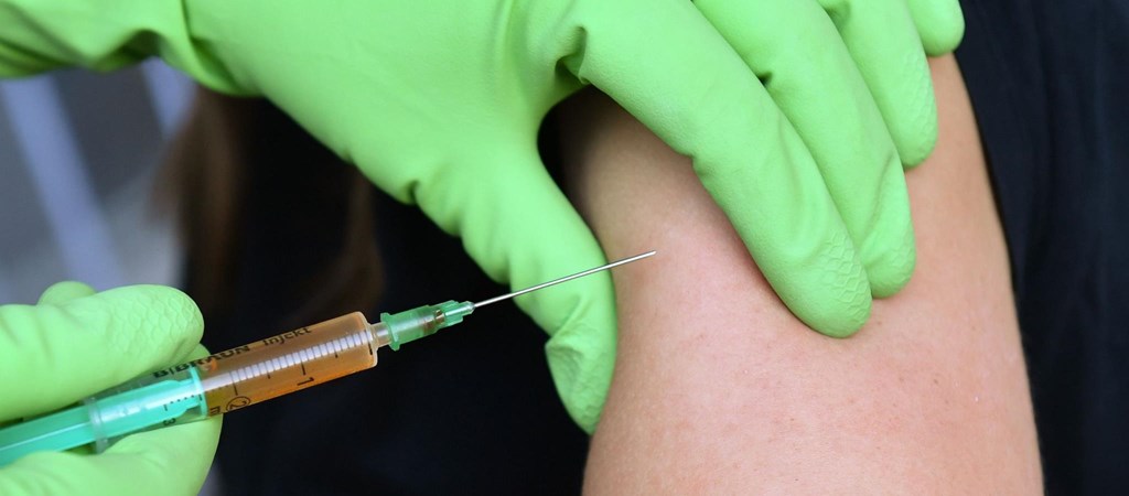 emberi papillomavírus elleni vakcina per