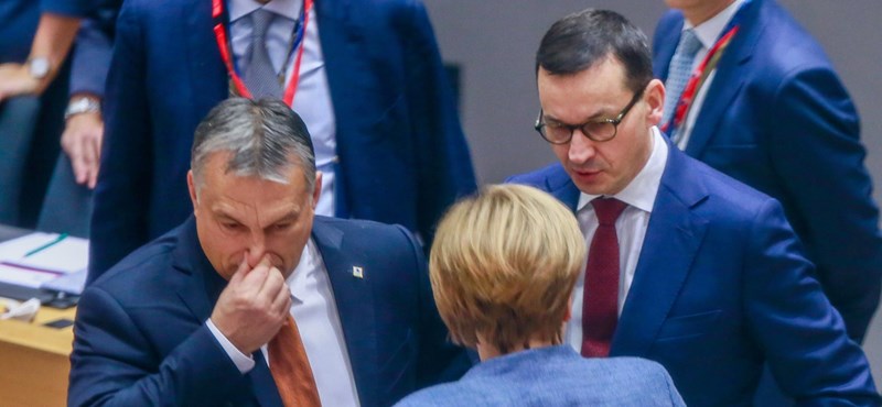 Bloomberg: The governments of Hungary and Poland are ready to give up the veto