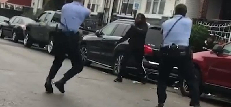 Didn't throw knife, police shot black man in Philadelphia