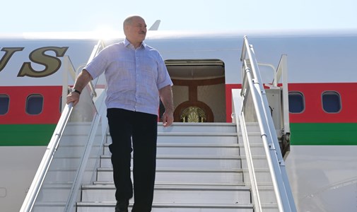 Putin takes care of Belarus, but pays a high price with Lukashenko