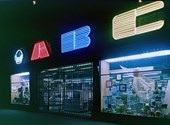 Querían convertir Times Square en Fachy Street, el lado oscuro de la era del neón. 