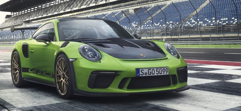 Versenyautó a közutakra: jön a teljesen új Porsche 911 GT3 RS