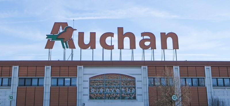 Una empresa húngara también se une a la cadena local de tiendas Auchan.