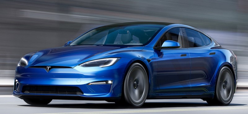 Itt az új Tesla Model S: 1100+ lóerő, elképesztő gyorsulás és futurisztikus műszerfal