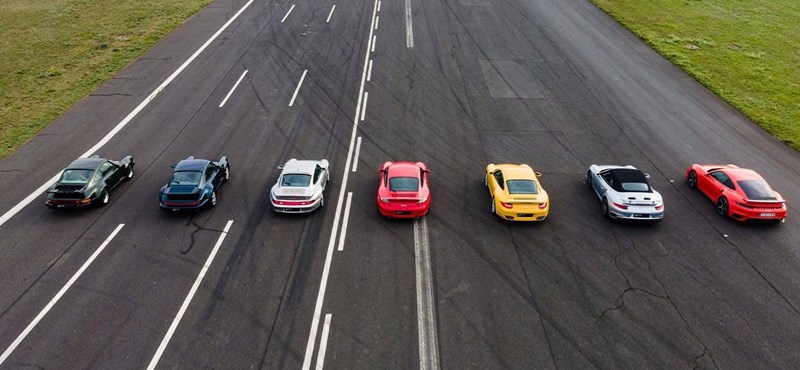 Így gyorsul egymás ellen hét generáció Porsche 911 Turbo 